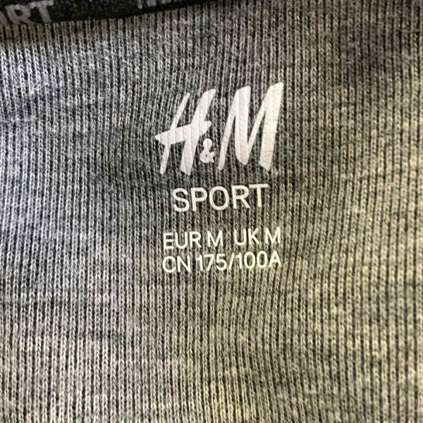 H&M Sport Tröja stl M Grå NYC