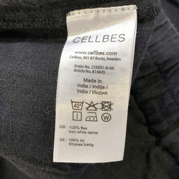 Cellbes Shorts stl 42/44 Svart